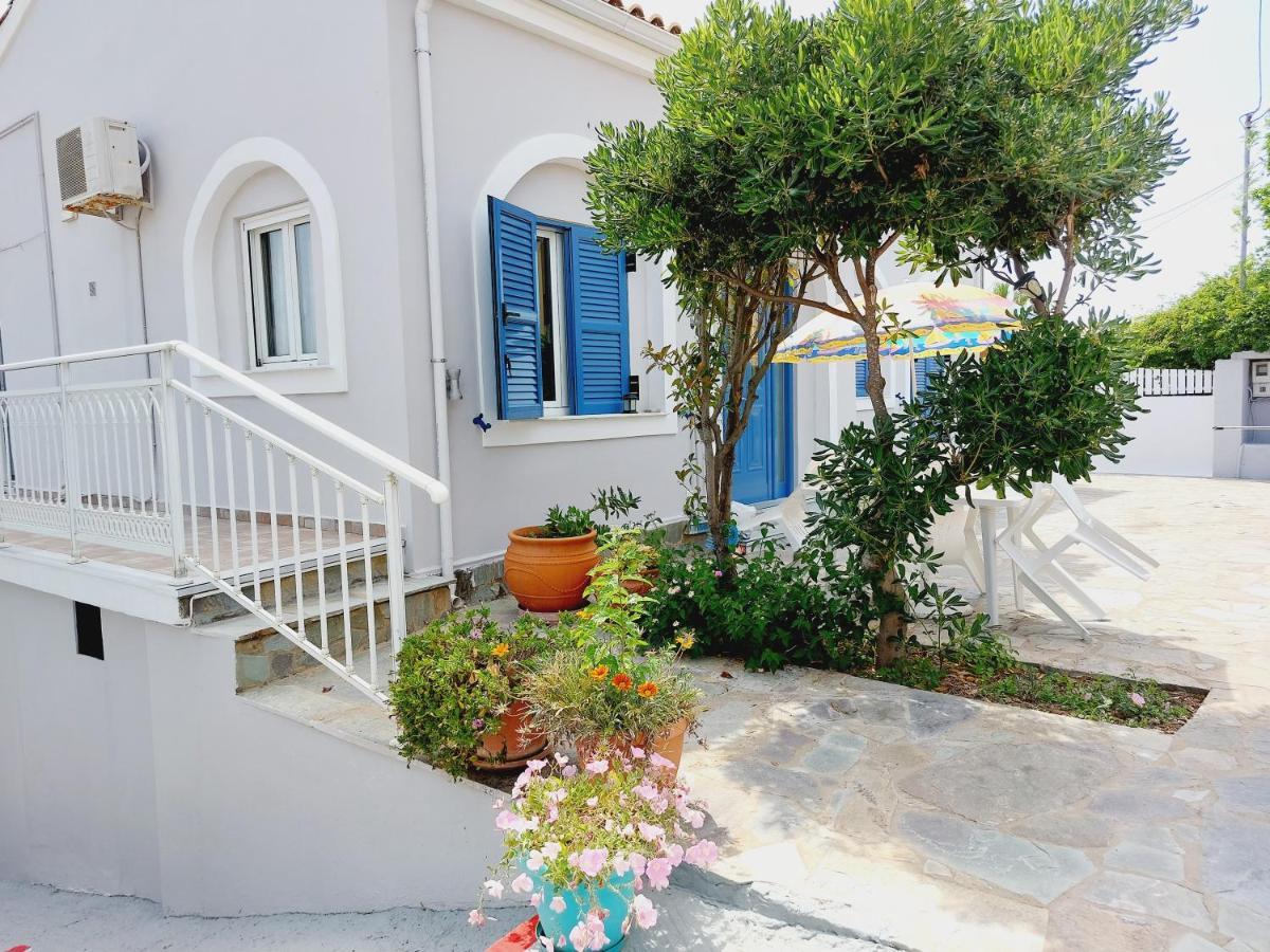 Leta Apartments Agios Georgios  Ngoại thất bức ảnh