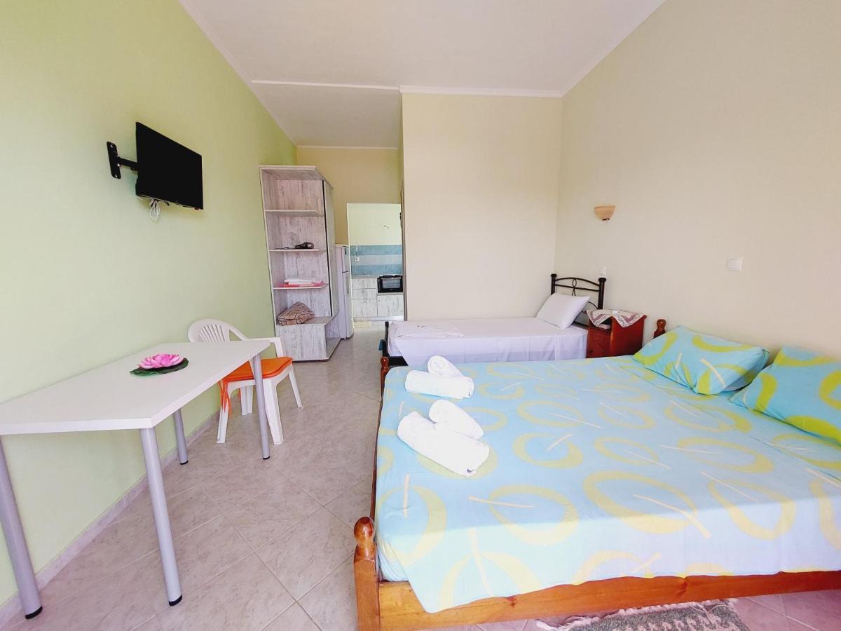Leta Apartments Agios Georgios  Ngoại thất bức ảnh